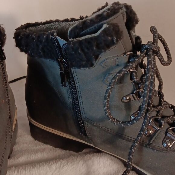 Jambu Blue Creek Water Resistant Snow Books - Picture 6 of 7